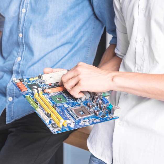 Какие операции выполняет CPU и как он их обрабатывает